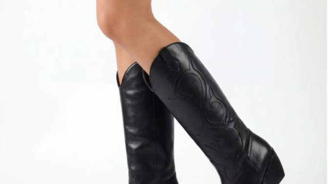 Which boots for a girls' night out?