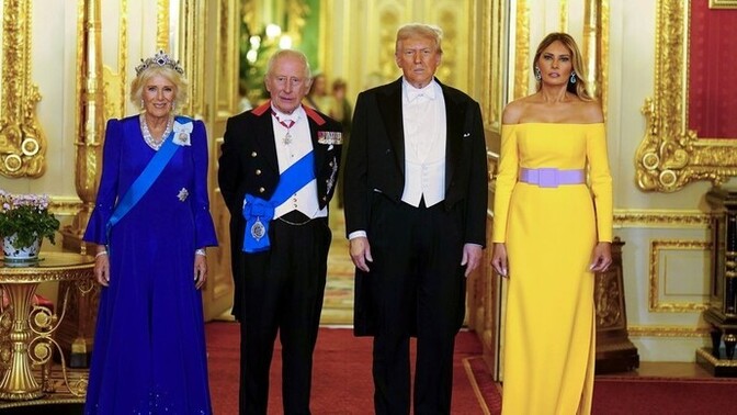 Isn't this 2 Kings and 2 queens?