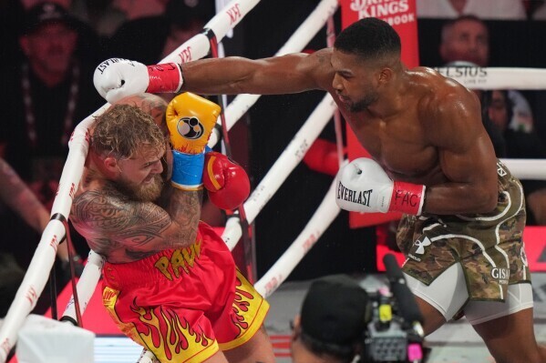 Anthony vs Tyson Fury whos your pick?