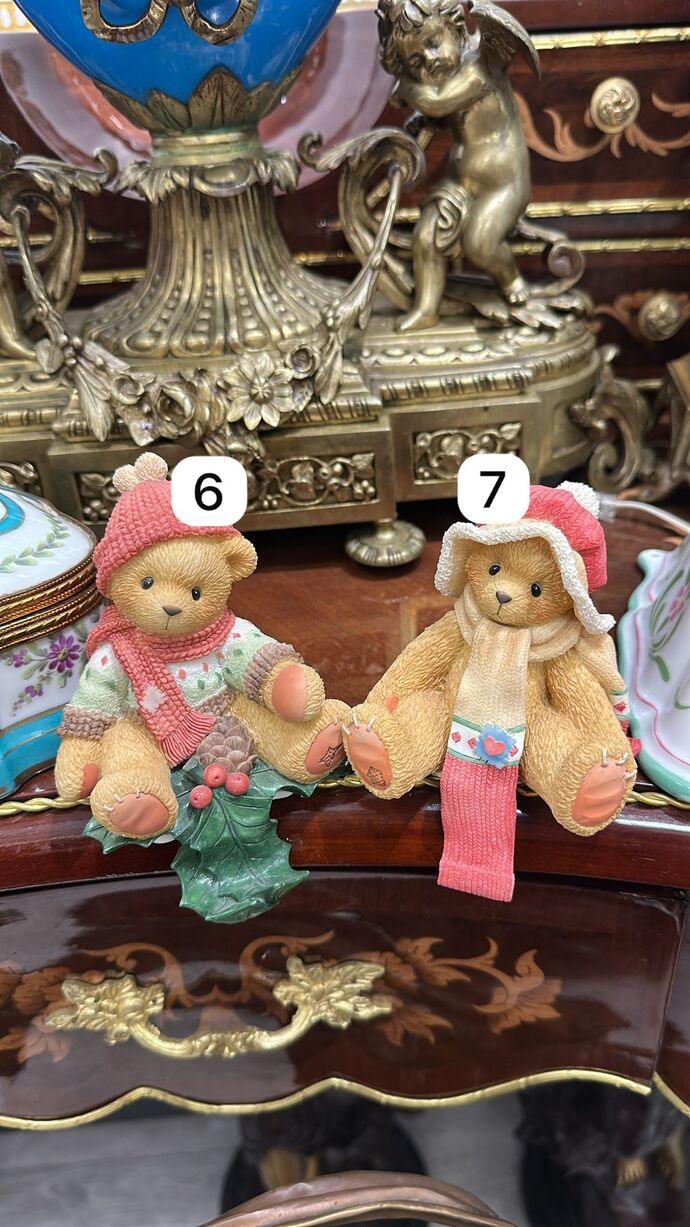 How do I choose between these two gifts when I’m undecided?
