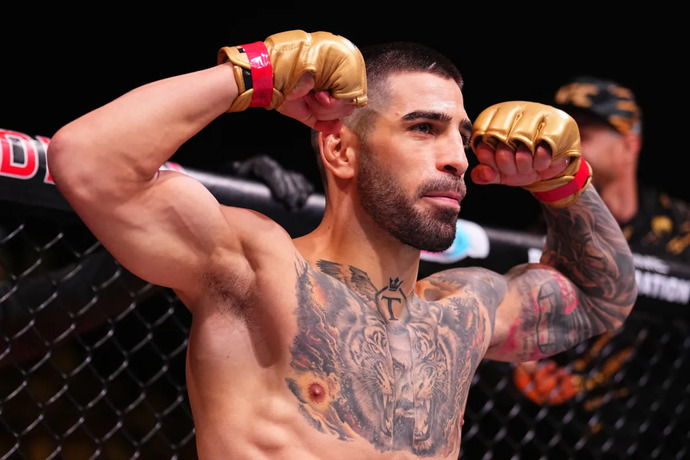 Who wins this UFC bout at the White House at UFC freedom 250?
