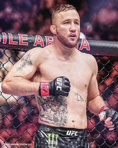 Who wins this UFC bout at the White House at UFC freedom 250?