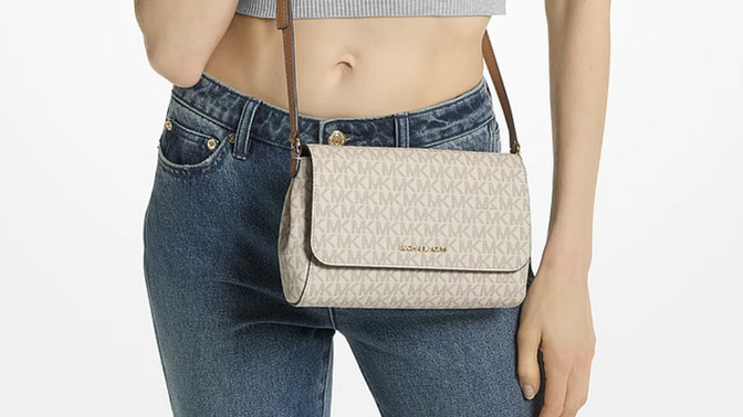Are Michael Kors purses still in style in 2026?