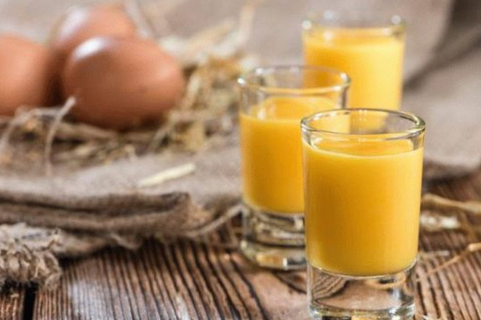 How do you enjoy advocaat or eggnog, and do you spike store-bought eggnog?