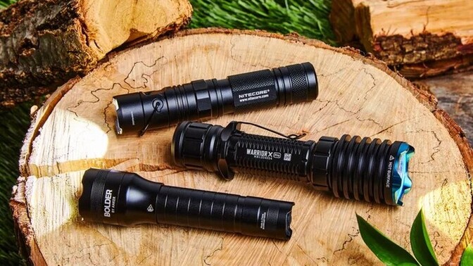 What’s Your Pick When It Comes To A Flashlight: Rechargeable Or Replaceable Batteries?