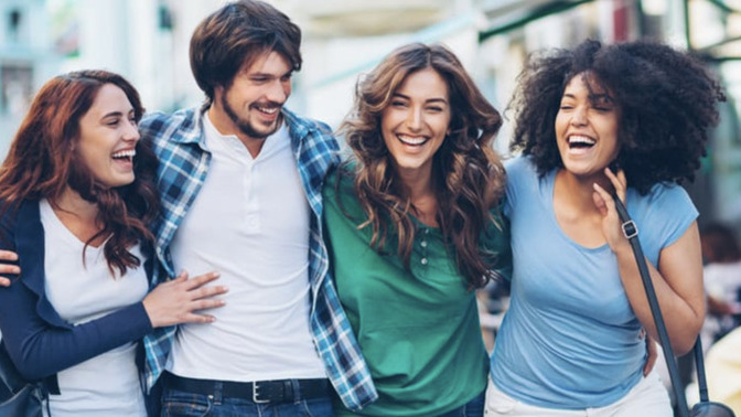 Is it weird or wrong that my long-term boyfriend has female friends?