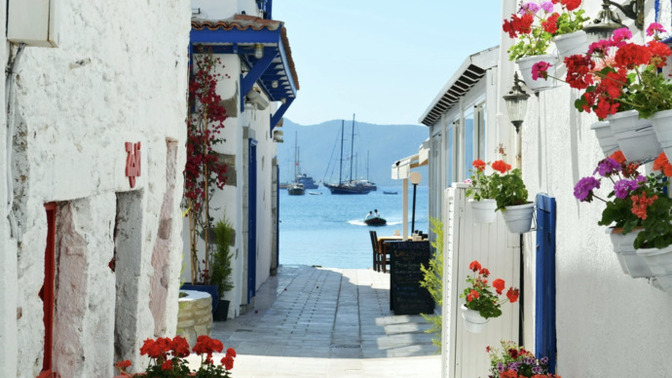 Where do you like to vacation and why do you love it there?