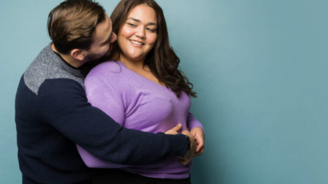 Can a man truly love his girlfriend while being emotionally drawn to another woman?