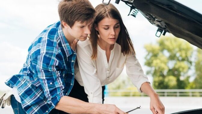 Do you think men expect intımacy in return when they help a girl?