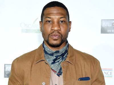 Girls, how many of these guys do you consider to be conventionally attractive?