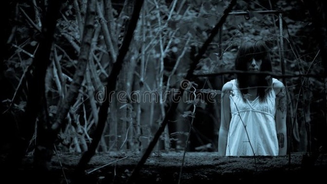 Have you ever been creeped out by a woman before? Whats your story if so?