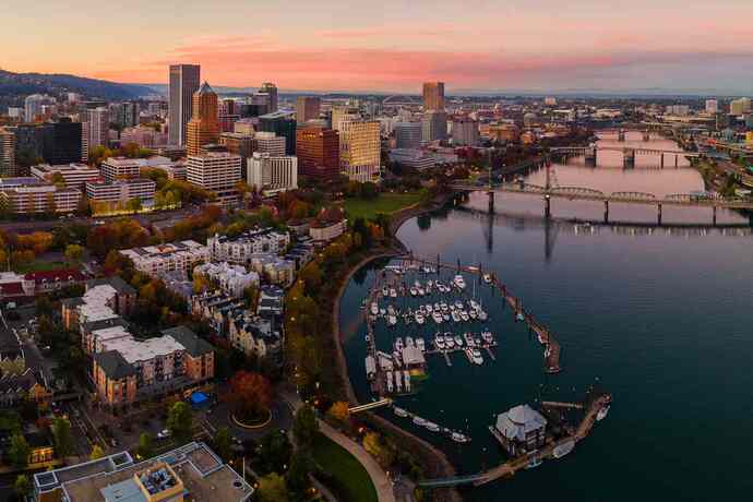 Has anyone here been to Portland Oregon? If so what are things one should see there if visiting this city?