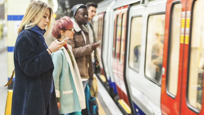 How do you commute to work and how long does it take each day?