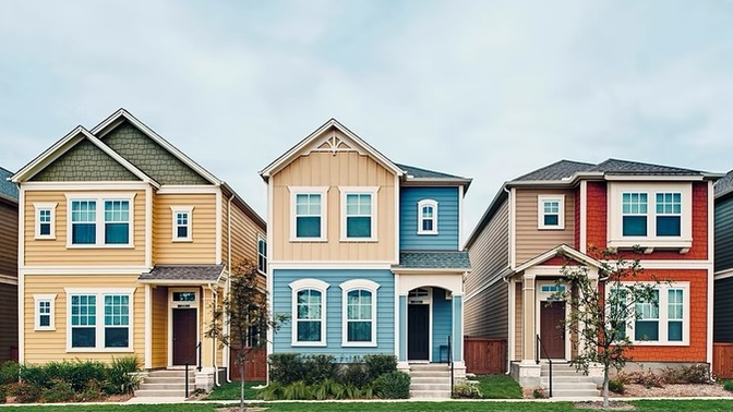 Would you rather live in a very big and nice house in a struggling neighborhood or a studio in a great area?