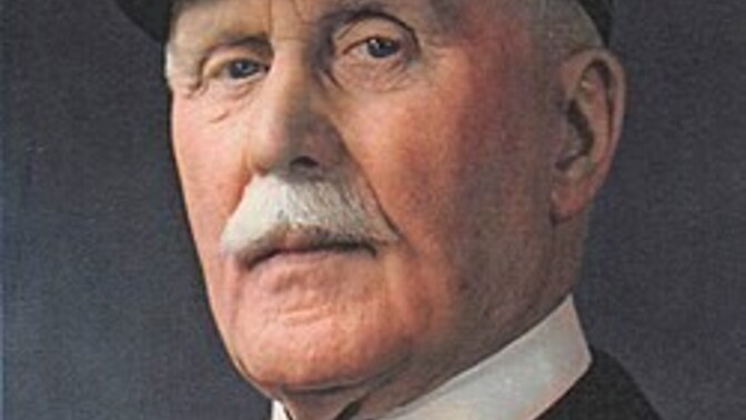 How can a man who was once a national hero become a traitor just a few years later?