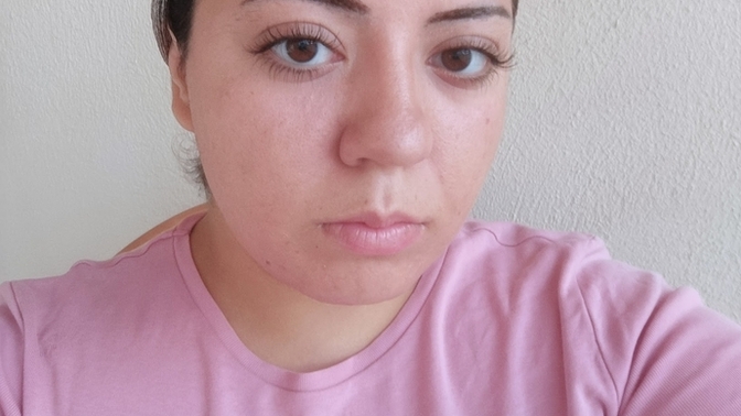 How can I make my nose look slimmer without surgery?