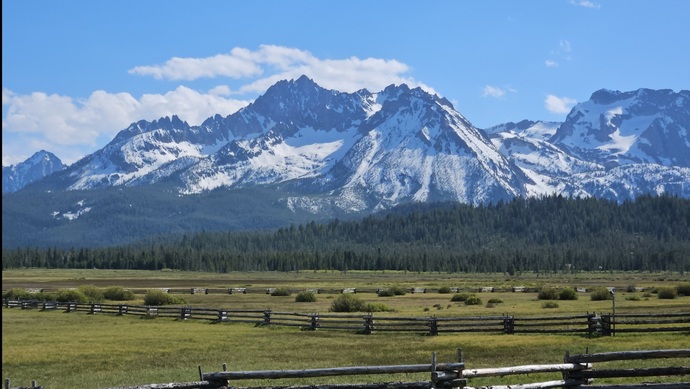 Sawtooth Mountains
