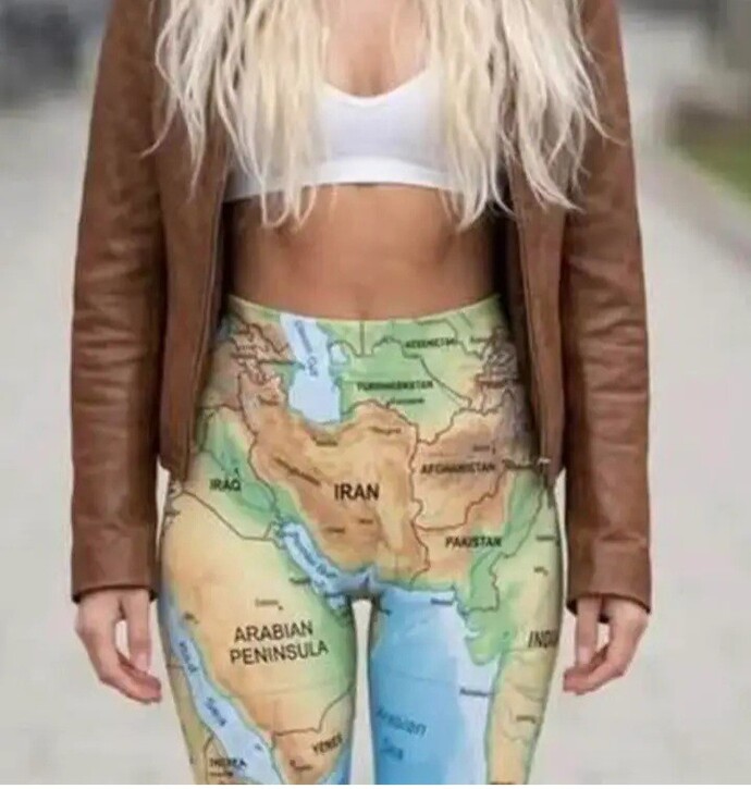 Can you point to the straits of Homuz?