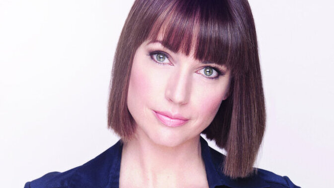 Had anybody noticed how hot Betsy Kettleman was?
