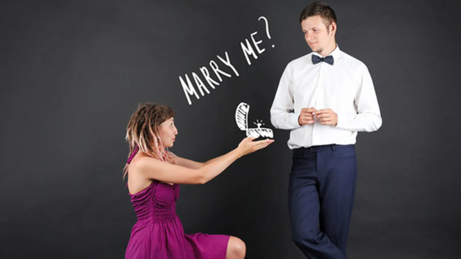 In a modern relationship, should the man or the woman propose?