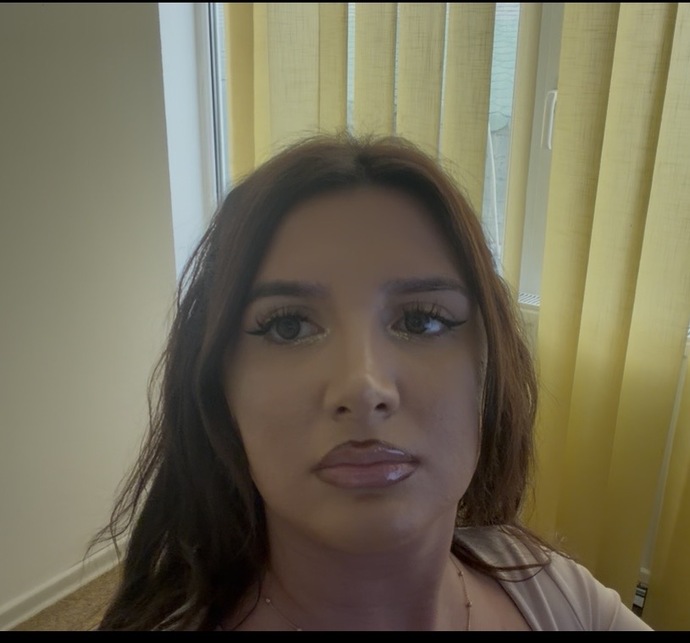 Is this girl still pretty without makeup? Be honest?