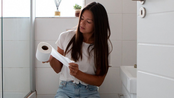 Girls/women - how many squares of toilet paper 🧻 do you use when you just go pee?