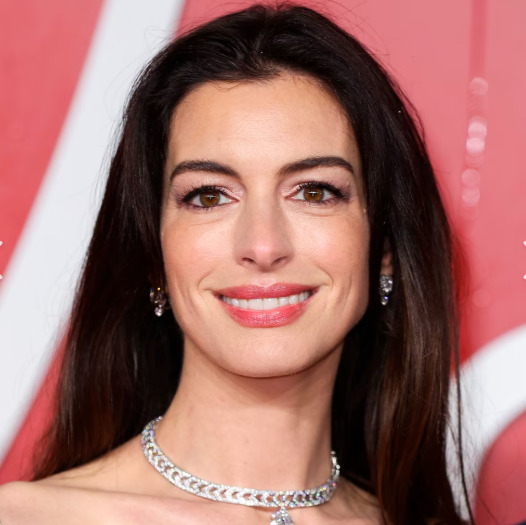 Anne Hathaway