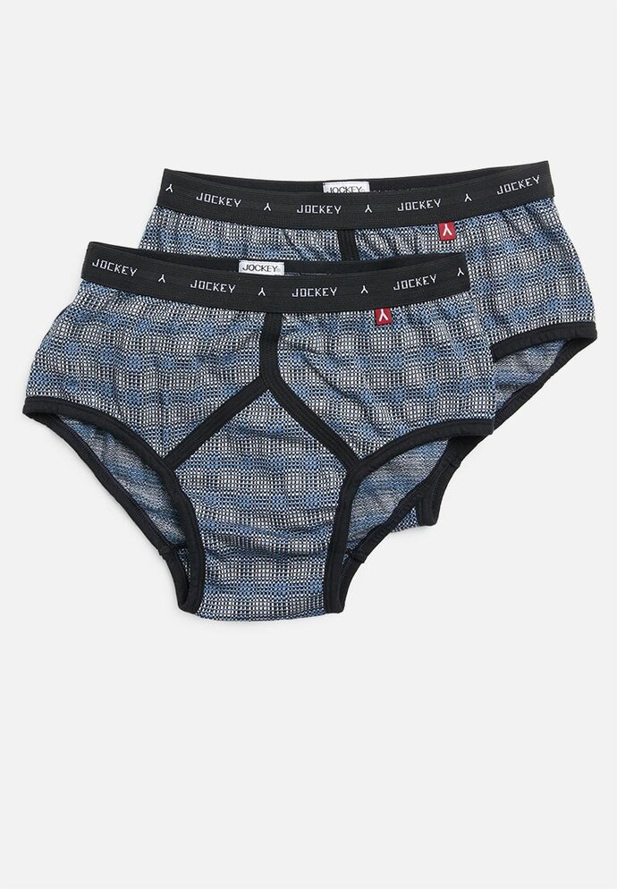 Should Scottish football fans be forced to wear underwear in the USA?
