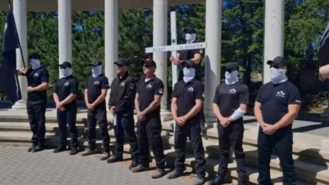 How can we peacefully turn a white supremacist protest into a joke?