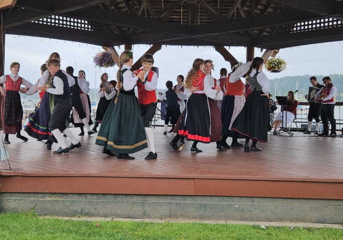 Which Washington summer solstice festival would you rather attend?