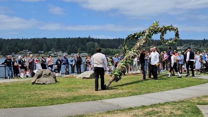 Which Washington summer solstice festival would you rather attend?