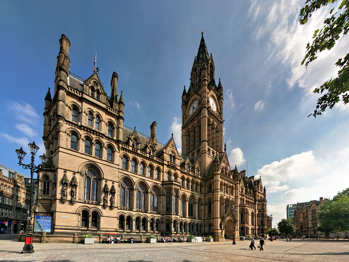 Manchester Town Hall: the exact centre of the Universe