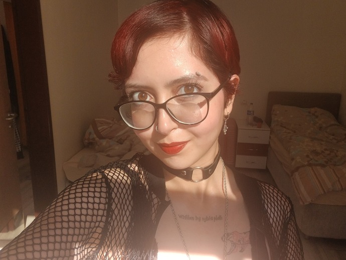 Which new haircut and color should I choose next?
