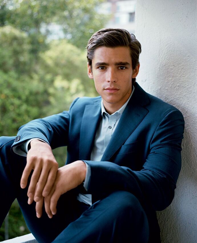 Girls, which of the following male actor do you find more handsome than the other?