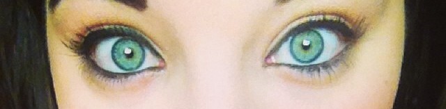 What is your eye color and do you have mixed shades like me?