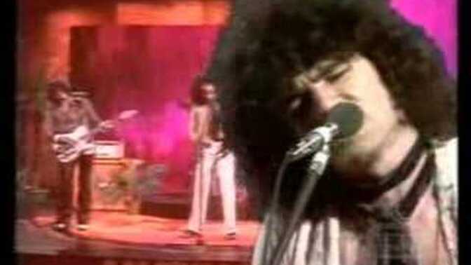 Who loves Nazareth?