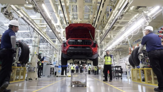 How did Trump do Toyato's expanding its Texas industry miracle?