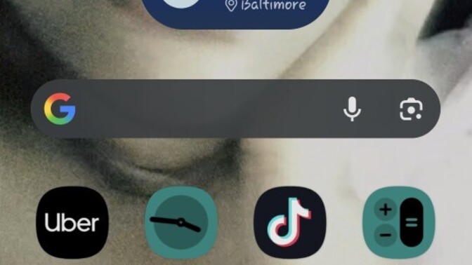 Why do so many people keep such cluttered, folder-heavy home screens?