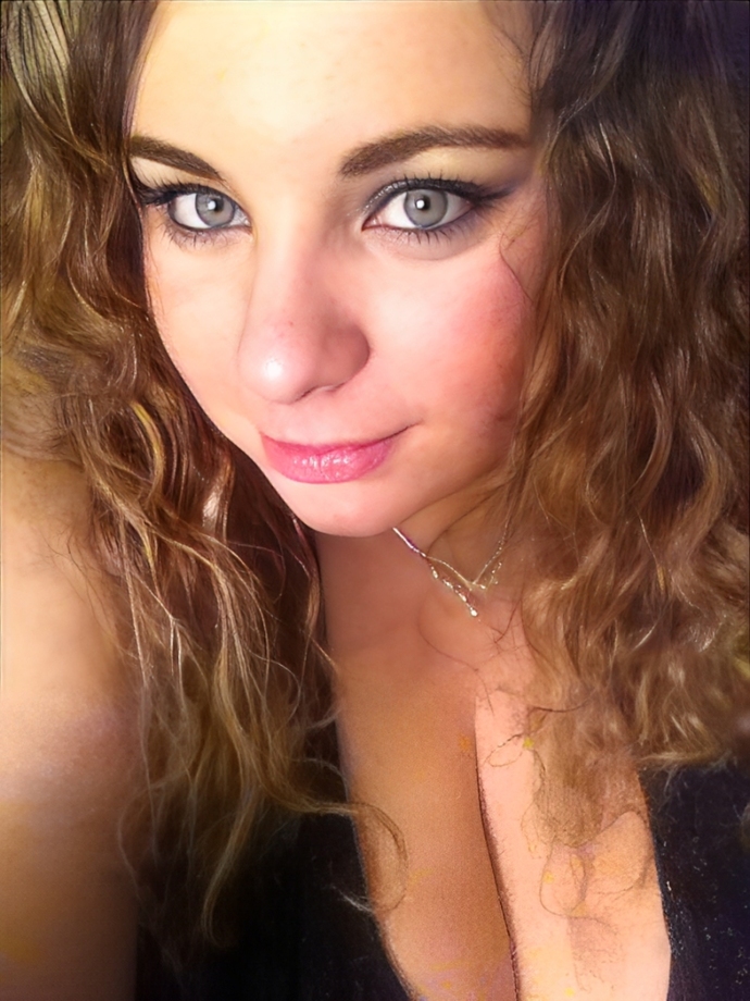 Girls, what is your natural hair color and do you like it?