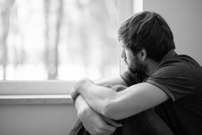 Does a man asking for emotional support make him less attractive?