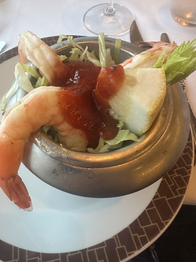 Does my meal at Cagney’s steakhouse look appetizing enough?