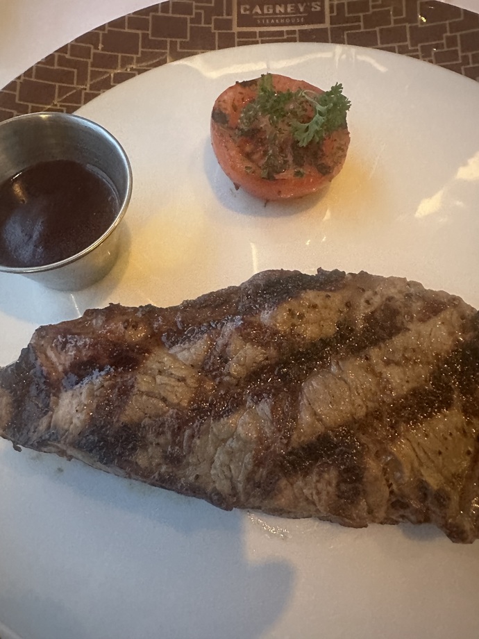 Does my meal at Cagney’s steakhouse look appetizing enough?