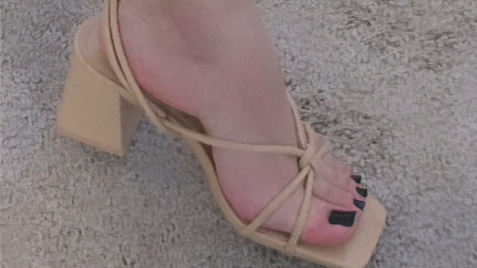 Which of my new summer sandals look the best on me?