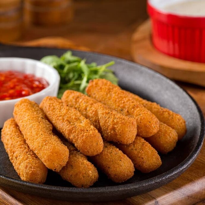 If you were hosting a football party what kind of appetizers you would serve?