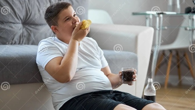 Does this look like a super unhealthy body type to you?