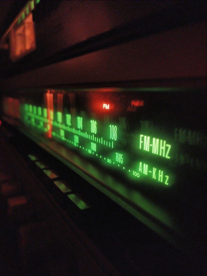📻 Do you still listen to radio station broadcasts?