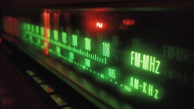 📻 Do you still listen to radio station broadcasts?