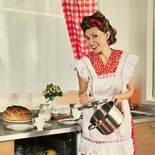 Why is a housewife who respects men called a “pick-me,” while a Muslim woman making traditional choices is often called empowered?