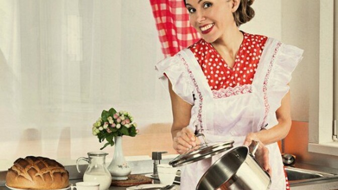 Why is a housewife who respects men called a “pick-me,” while a Muslim woman making traditional choices is often called empowered?