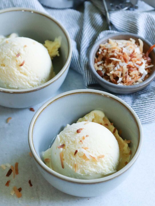 What is your all-time favorite ice cream or sundae flavor 😋?